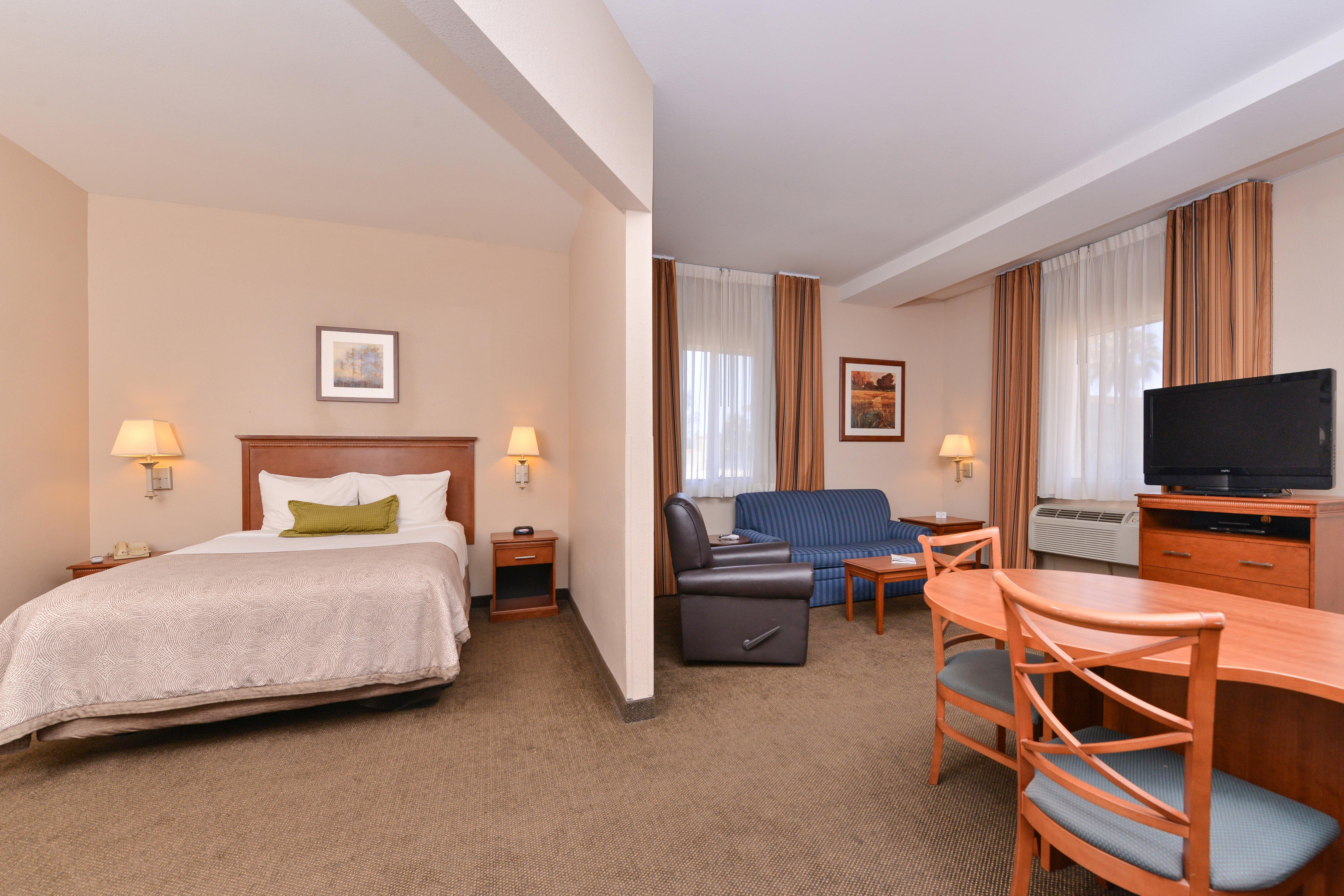 Candlewood Suites San Diego By Ihg Dış mekan fotoğraf